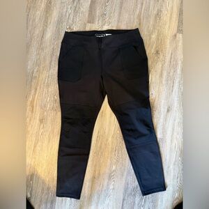 Carhartt FORCE Black Fitted Women’s Pants with Patch Pocket Detail